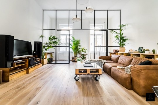 Loft hangulat impozáns térelválasztással - Alapterület: 168 m2